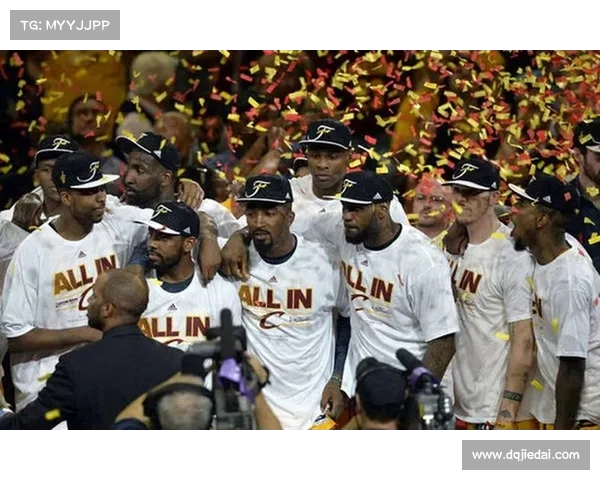 NBA焦点战火热来袭 超级巨星对决引爆全场球迷热情 NBA焦点战火热来袭 超级巨星对决引爆全场球迷热情